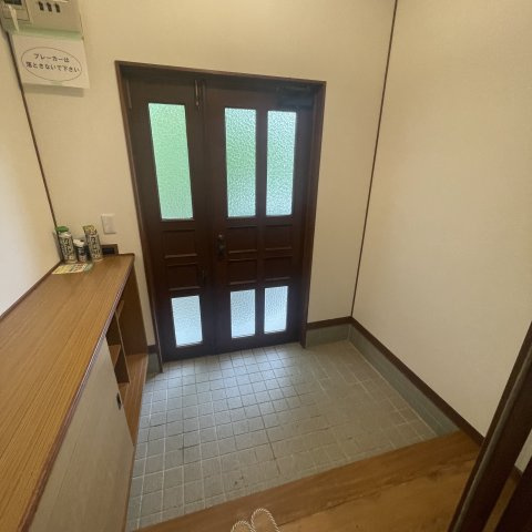 登別市上登別町42-69戸建のエントランス
