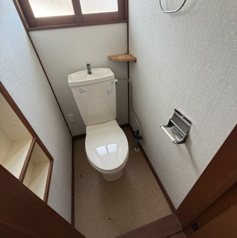 登別市上登別町42-69戸建のトイレ