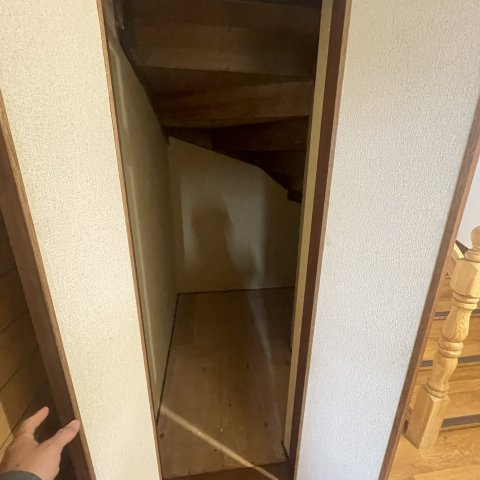 登別市上登別町42-69戸建の収納