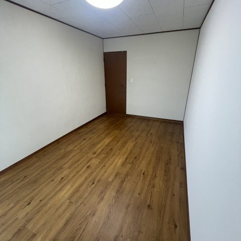 登別市上登別町42-69戸建の内装