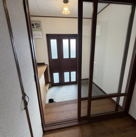 登別市上登別町42-69戸建の玄関