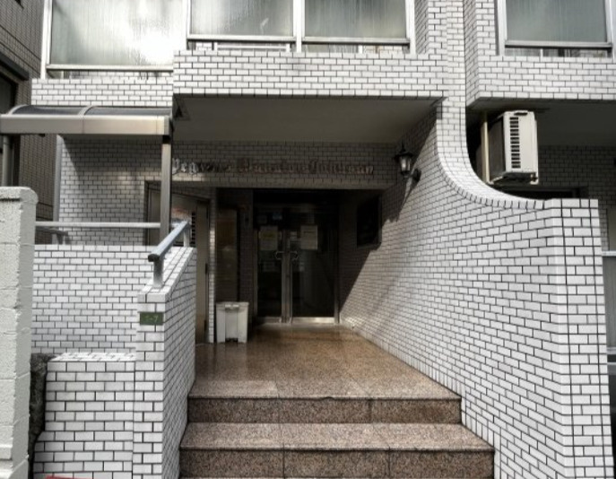 ペガサスマンション白山の外観