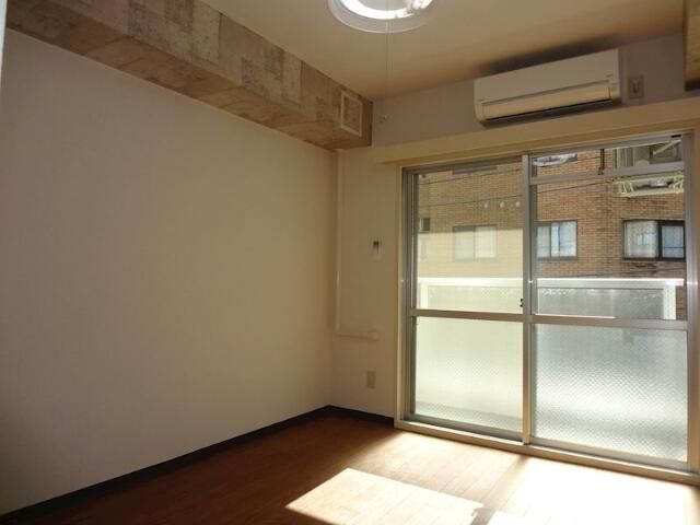 ペガサスマンション白山の居間・リビング