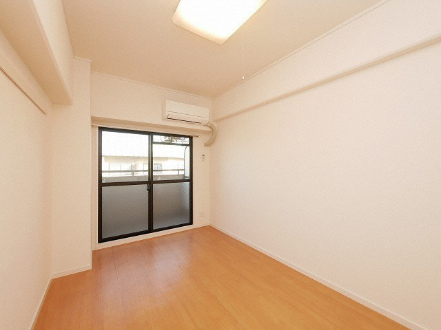 大阪市浪速区敷津西２丁目の賃貸マンションの居間・リビング