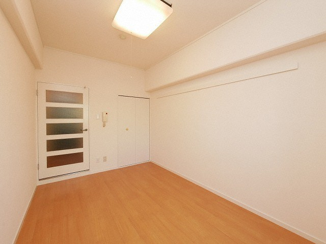 大阪市浪速区敷津西２丁目の賃貸マンションの居間・リビング