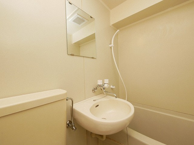 大阪市浪速区敷津西２丁目の賃貸マンションの浴室