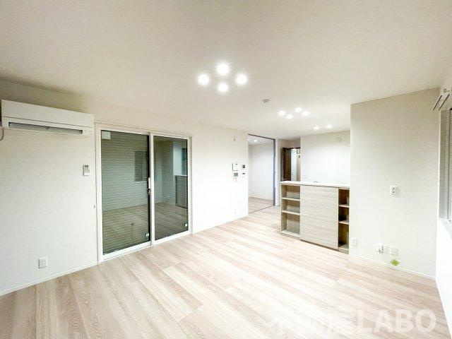 クラシスト苅田WESTの居間・リビング