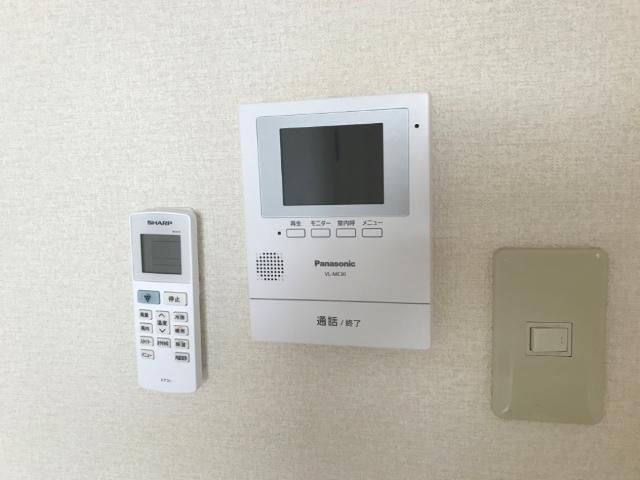 ワンハイムの内装|カメラ付インターホン