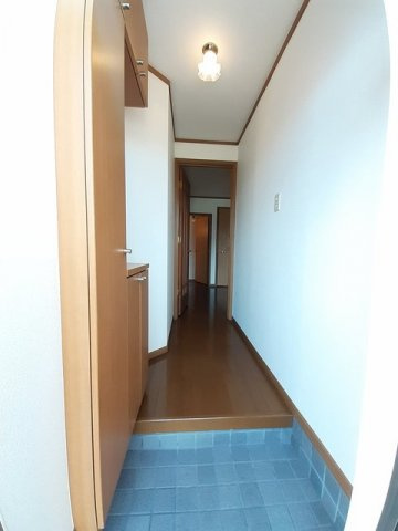 グランエトワールＢの玄関