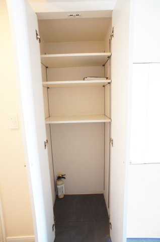 エスティメゾン板橋Ｃ６の収納|玄関収納