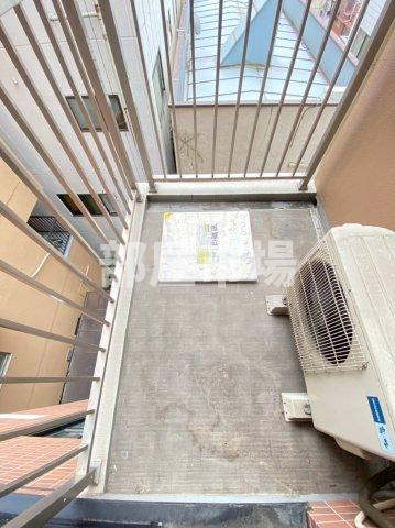 グローバン本所吾妻橋駅前のバルコニー