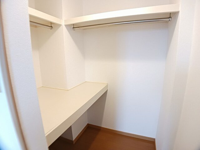 グランツ・ノイＡの収納