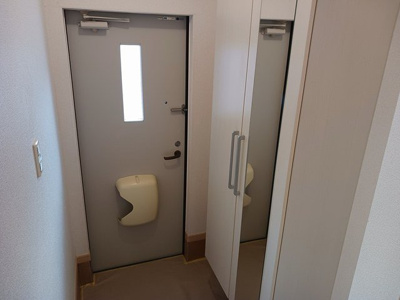 【玄関】 | ヴィラ・フォ－レＡ