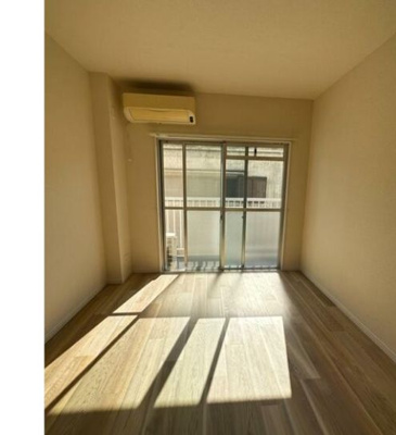 【内装】 | 彩雲荘 | 内装は落ち着いています