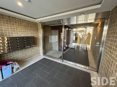 【ロビー】 | CONSOLATA城北