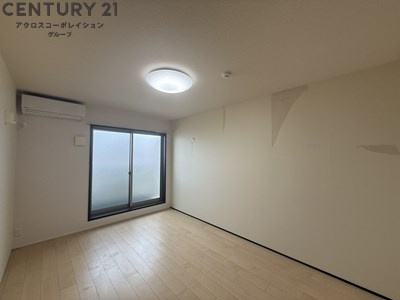 洋室9帖の大きな１Kです！