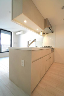 【キッチン】 | ＳＯＬＡＳＩＡｒｅｓｉｄｅｎｃｅ亀戸 | ※写真は同タイプ住戸です。