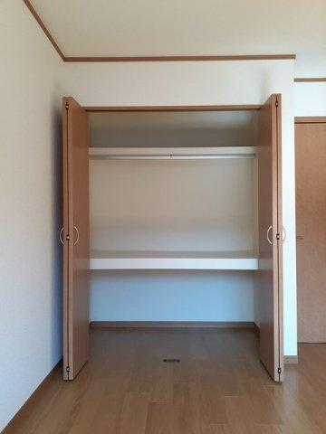 フォー・クラブ・タウンＤの収納