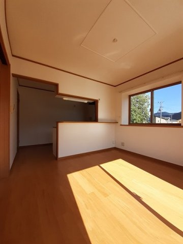 フォー・クラブ・タウンＤの居間・リビング