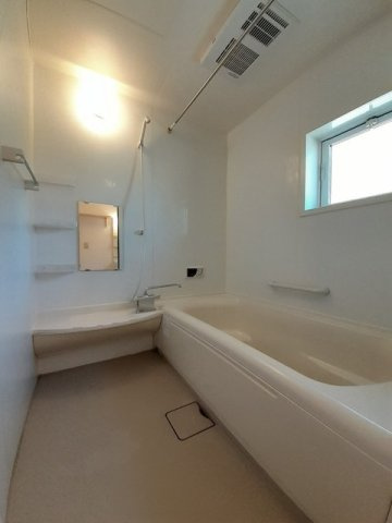 フォー・クラブ・タウンＤの浴室