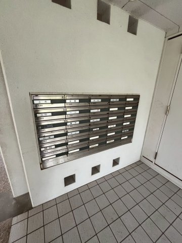 UR浜甲子園なぎさ街　31号棟の外観