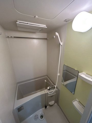 Y-City神戸鷹取の浴室