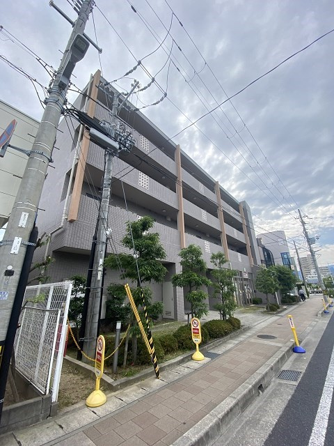 court yard西宮北口