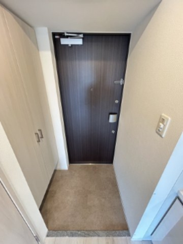 ワールドアイ難波City Gateの玄関