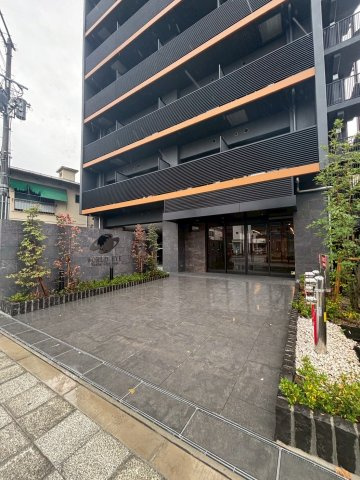ワールドアイ難波City Gateのエントランス