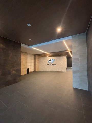 ワールドアイ難波City Gateのロビー