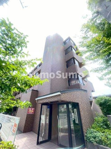 プラザハイツ二ツ屋Ｄ棟の外観|外観は落ち着いています