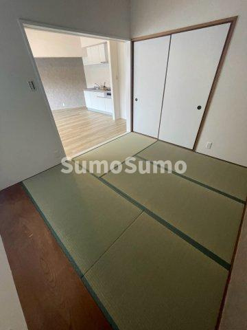 ベルトゥリー若草ANNEXの和室|柔らかい畳が心地よい和室