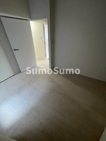 ベルトゥリー若草ANNEXの洋室|おしゃれなリビングです