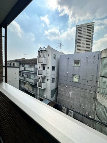 フロイデ宝塚の展望