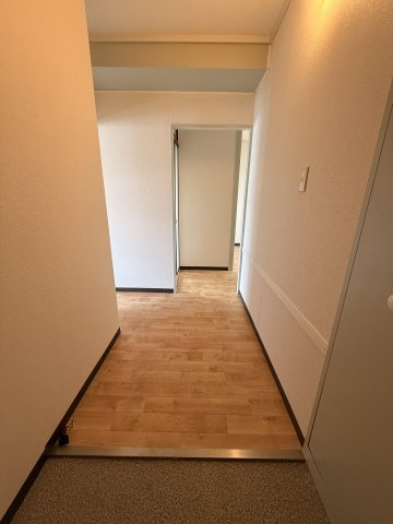 芦屋浜高層（若葉） 2号棟の玄関