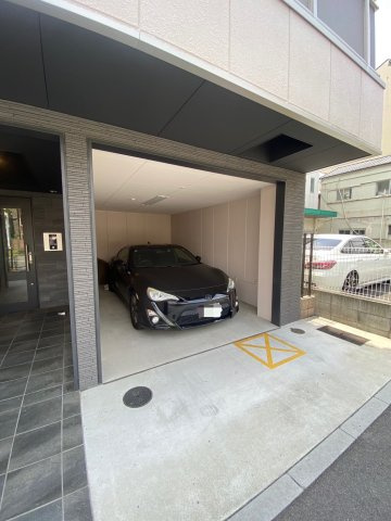 ラヴィベール兵庫の駐車場