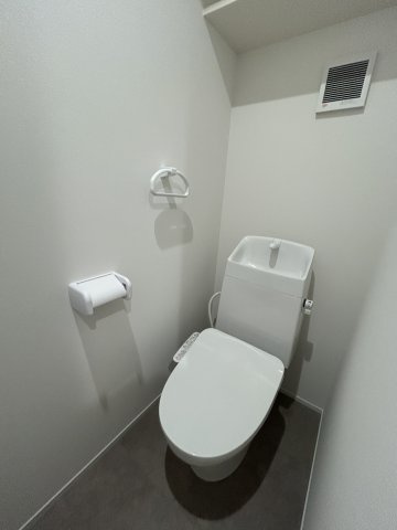 Glanz Court John立花町のトイレ