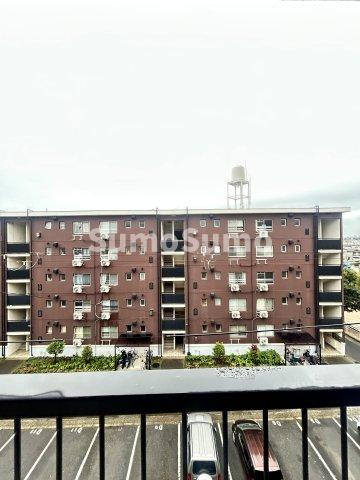 高津橋農住団地　C棟の展望