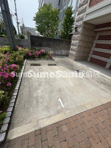 Luxe新大阪Ⅱの駐車場|駐車場です