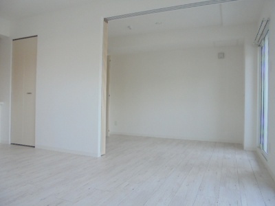 【居間・リビング】 | Colore south eight