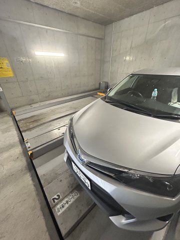 ルクレ堺筋本町レジデンスの駐車場