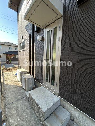 舞多聞西５丁目　戸建のエントランス|建物の内部です