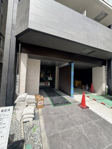 ジーグランデ九条のエントランス
