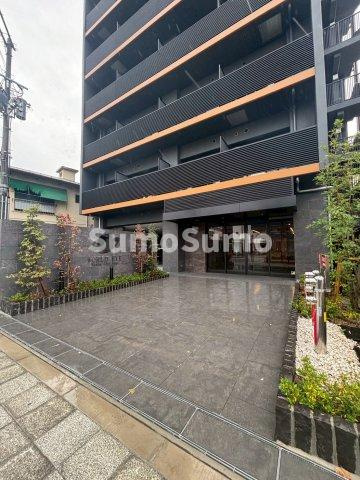 ワールドアイ難波City Gateのエントランス