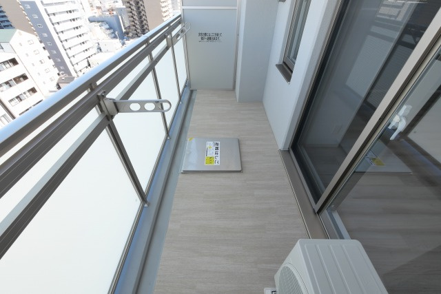 大阪市都島区都島本通４丁目の賃貸マンションのバルコニー