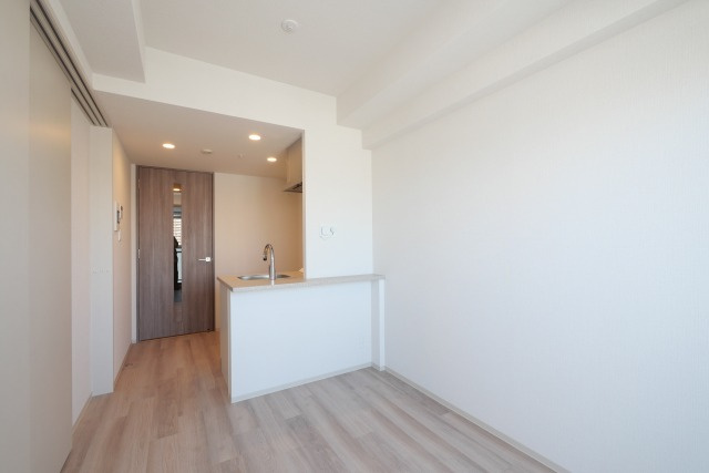 大阪市都島区都島本通４丁目の賃貸マンションの居間・リビング