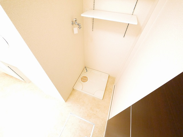 グランデュオ　Ⅱ番館の設備|室内洗濯機置き場