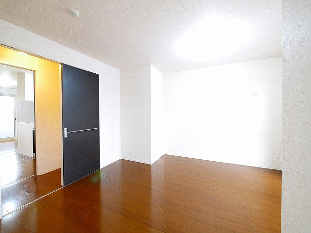 グランデュオ　Ⅱ番館のその他|冷蔵庫置き場もあります