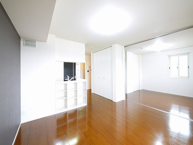 グランデュオ　Ⅱ番館の居間・リビング|使いやすい居間です