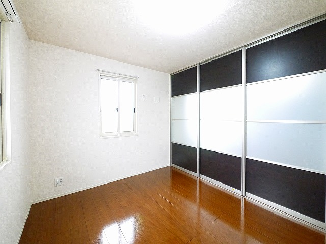 グランデュオ　Ⅱ番館の寝室|ゆとりの広さです